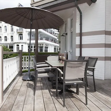 Apostrophe - Hotel De Haan