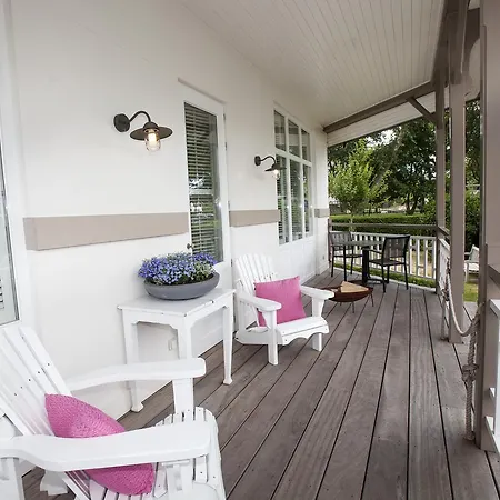 Apostrophe - 3* De Haan