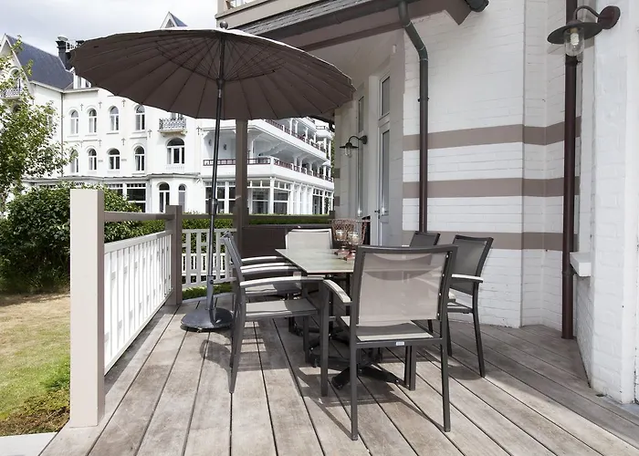 Apostrophe - Hotel De Haan